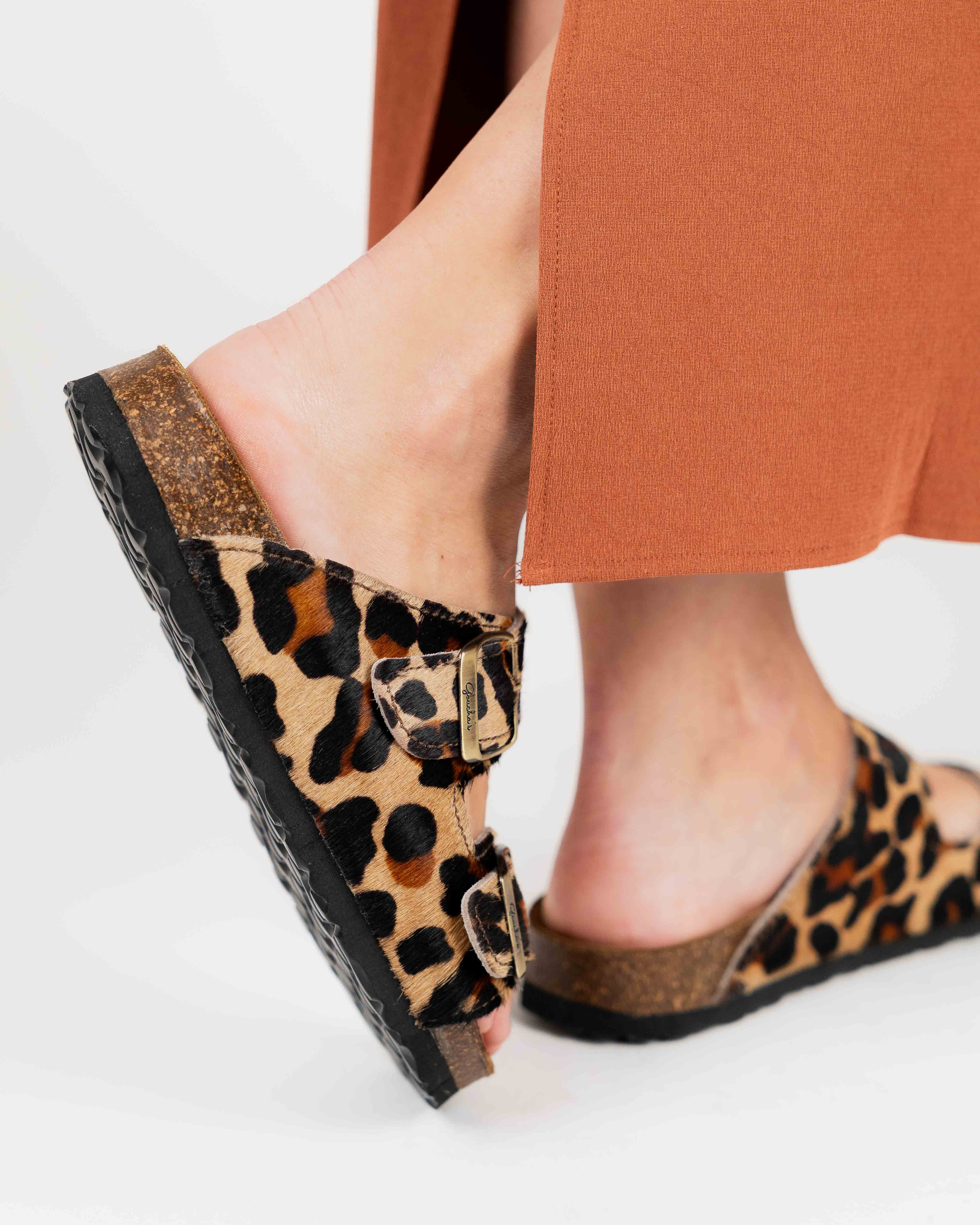 Leopardo ancho de ópalo