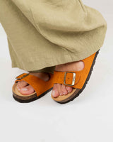 Ópalo de ante naranja