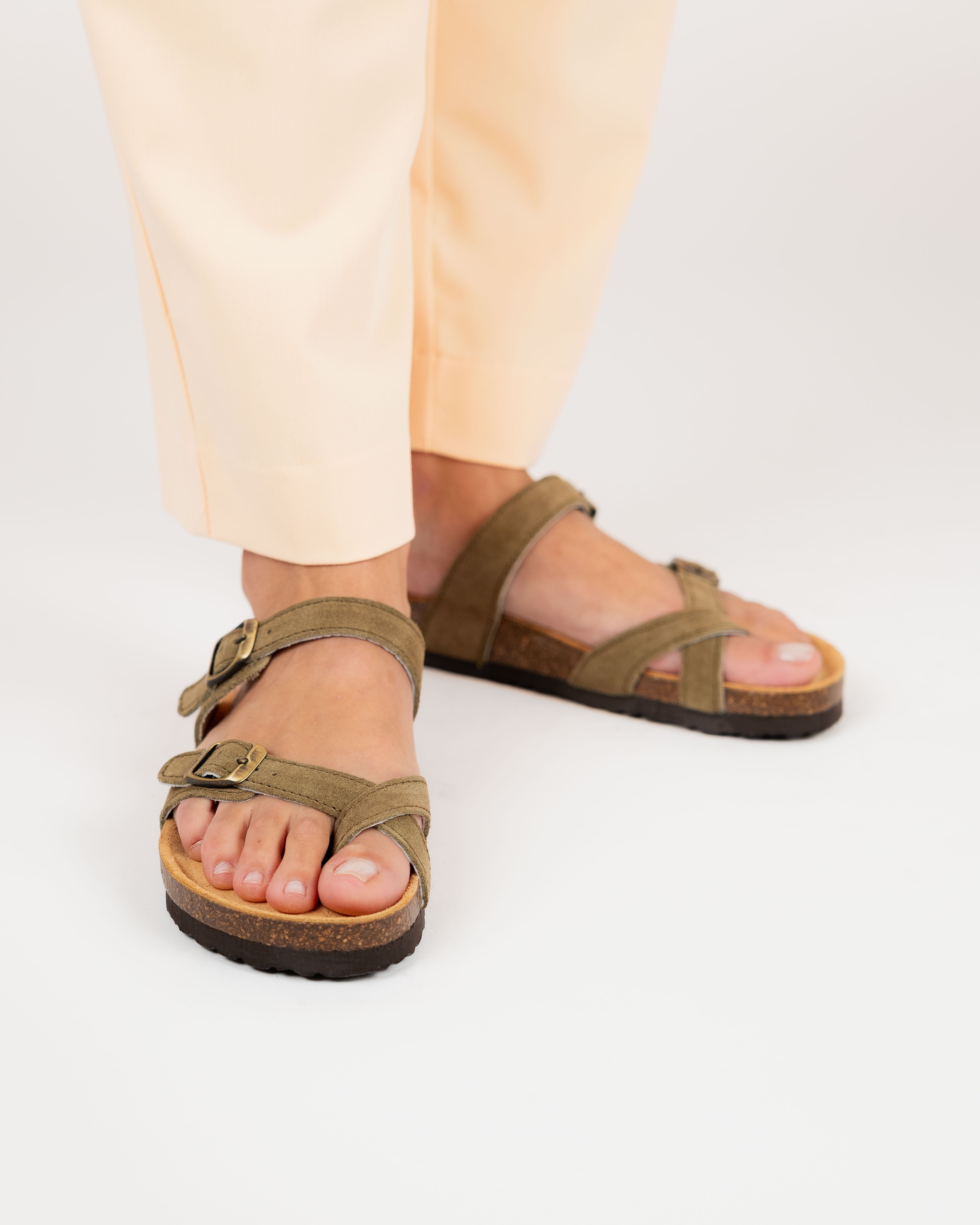 Âmbar Camurça Verde Caqui