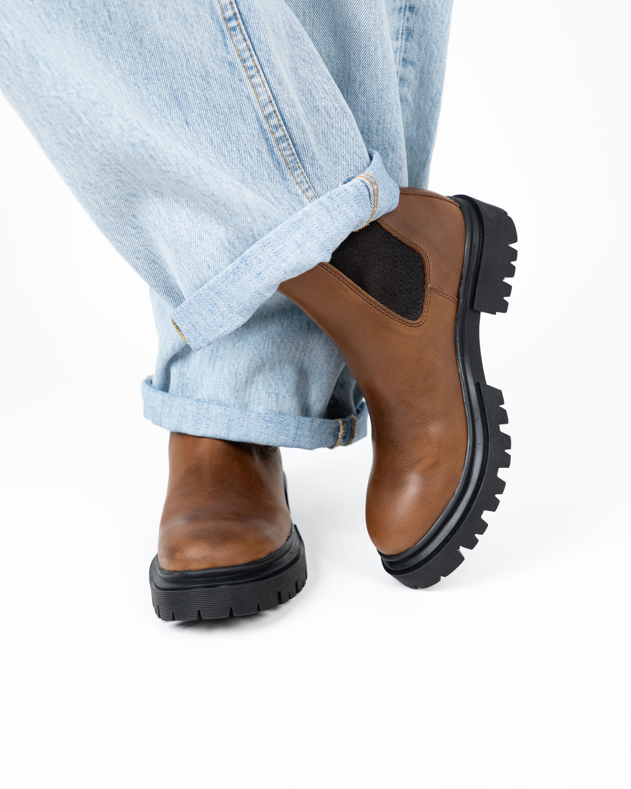 Bota Chelsea Camel