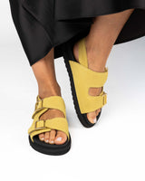 Diamante Camurça Amarelo