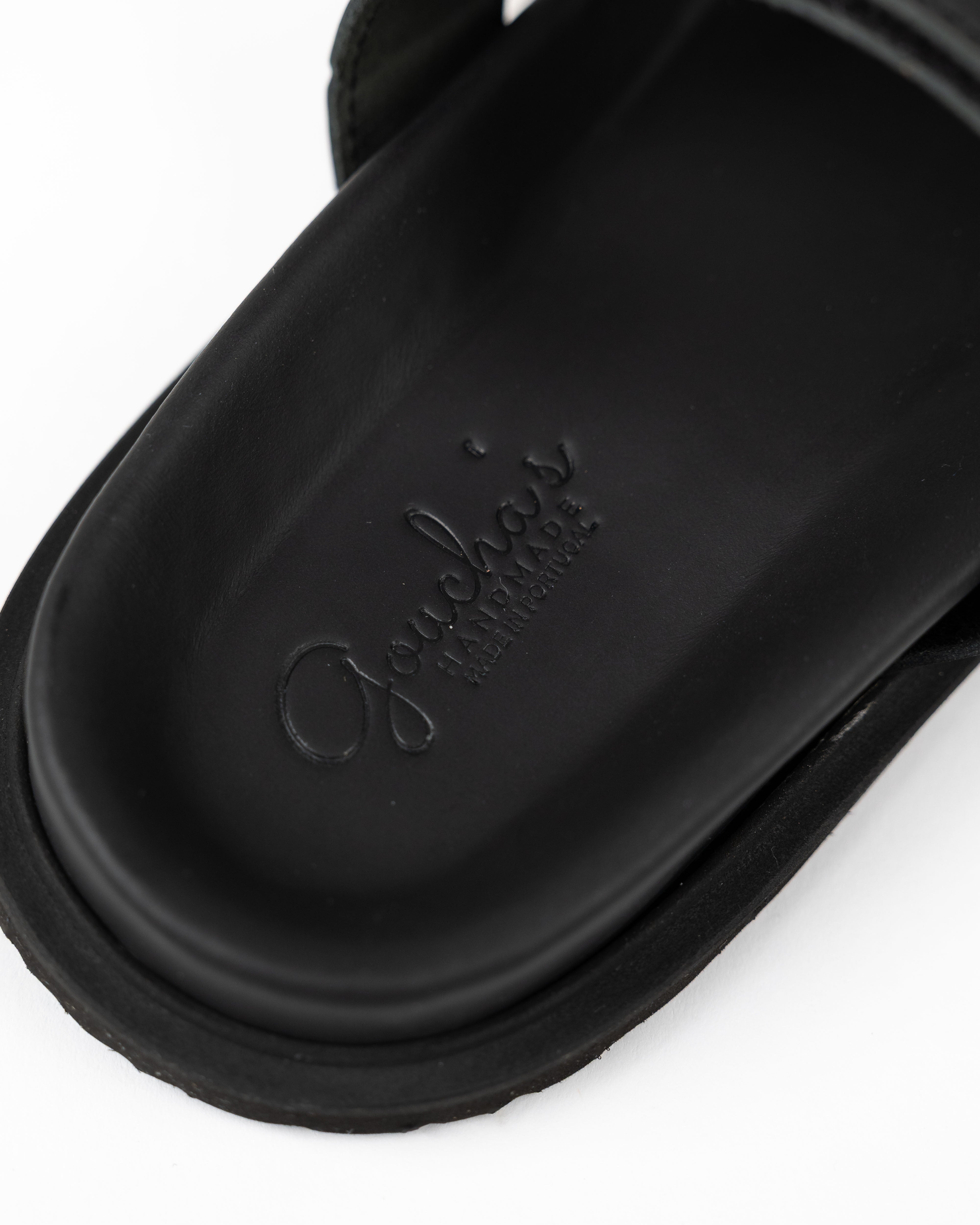 Ónix Pele Preto Homem