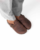 Mules Wide Pele Castanho